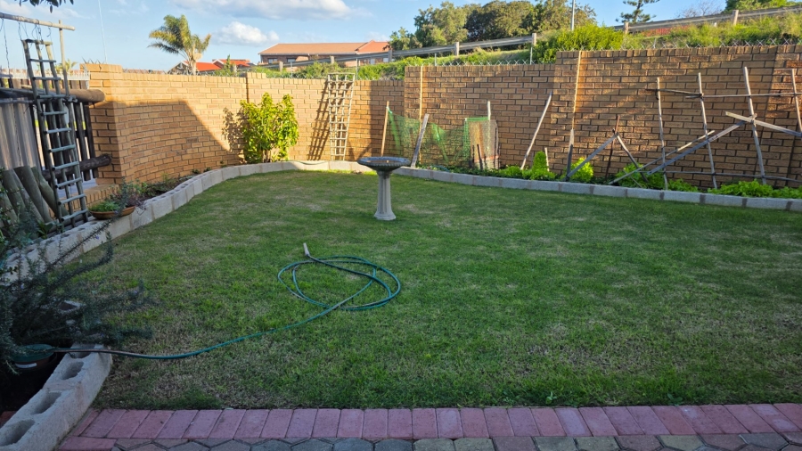 2 Bedroom Property for Sale in Fonteine Park Western Cape